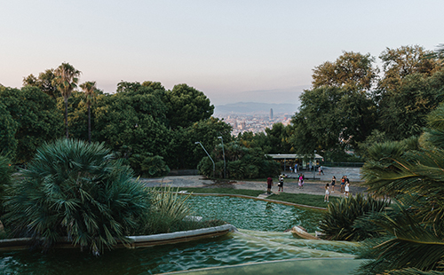 10 jardins i parcs a Barcelona per a incrementar la nostra salut física i emocional